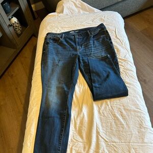 Old Navy skinny jeans. Size 18